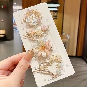 4pcs/set Fashion Exqusite Crystal Flower Heart Hair Clips Hairpin